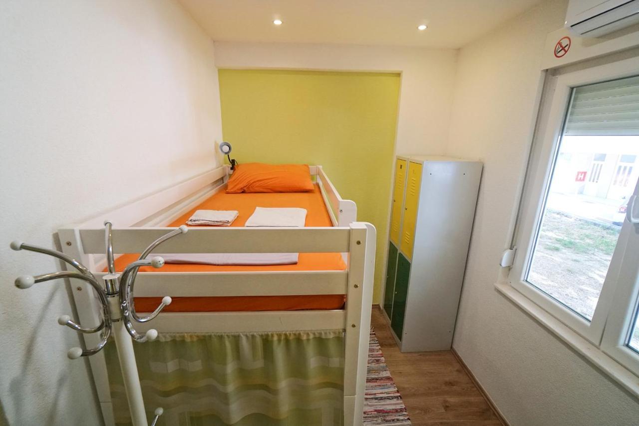Oasis Hostel Split Exterior photo