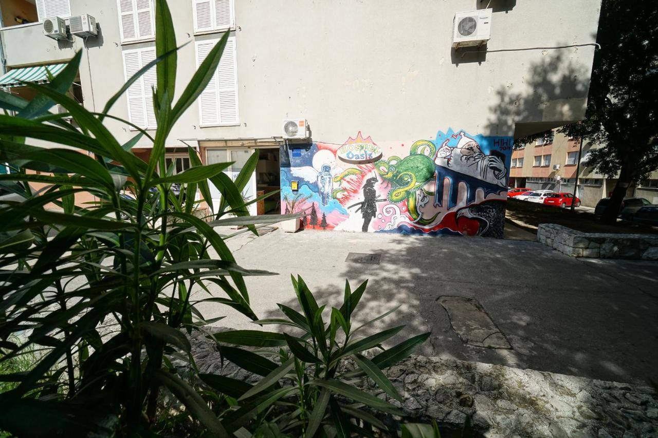 Oasis Hostel Split Exterior photo