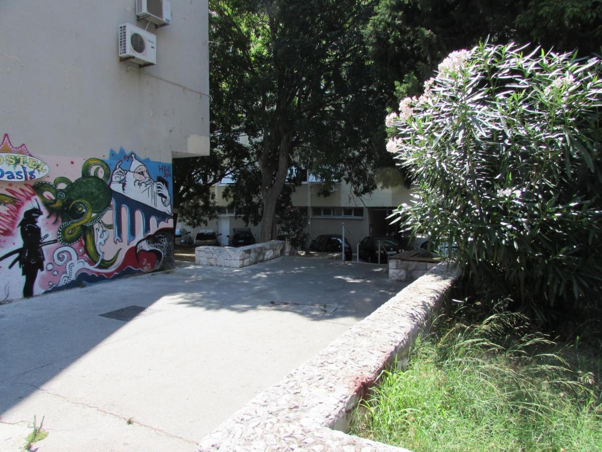 Oasis Hostel Split Exterior photo